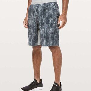 Lululemon T.H.E. Short Linerless 9" Updated Bleached Herringbone Multi S